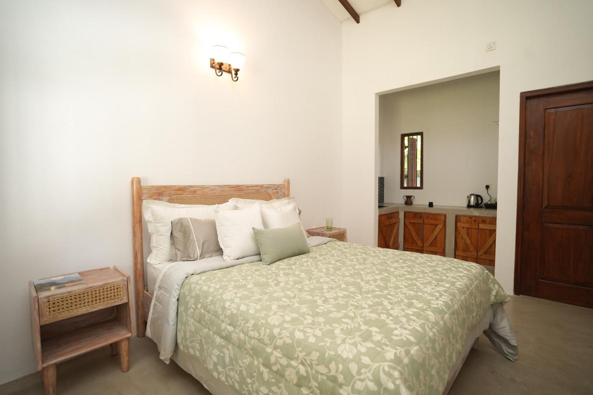 Summer House - Private Villa Close To International Airport Bia ジャ・エラ エクステリア 写真