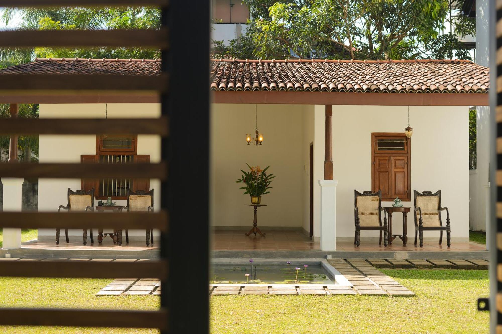Summer House - Private Villa Close To International Airport Bia ジャ・エラ エクステリア 写真