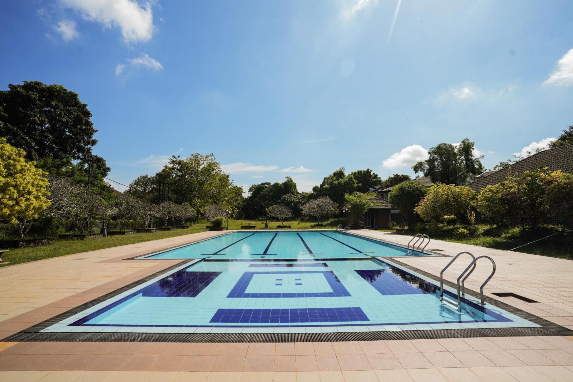 Summer House - Private Villa Close To International Airport Bia ジャ・エラ エクステリア 写真