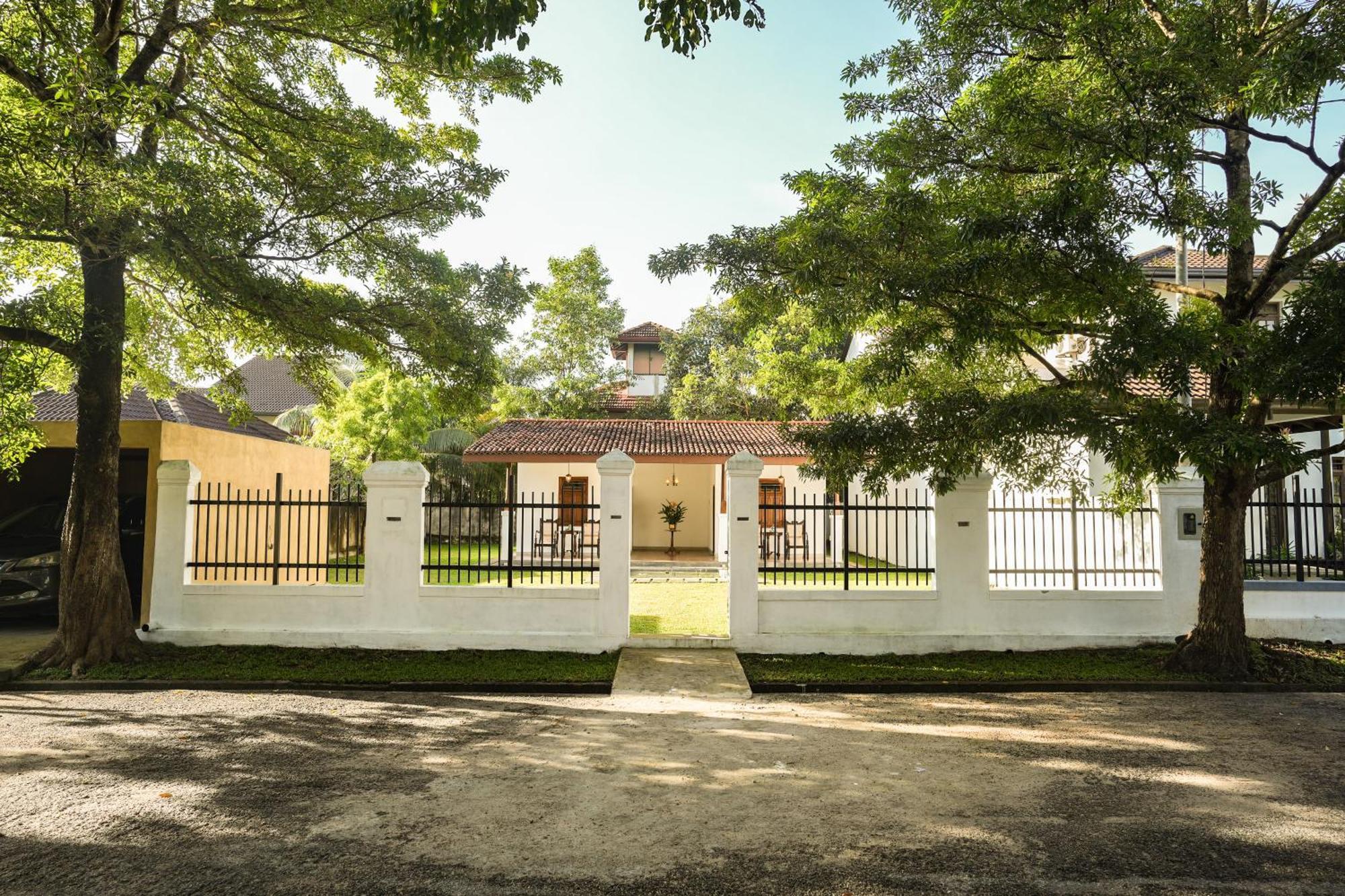 Summer House - Private Villa Close To International Airport Bia ジャ・エラ エクステリア 写真