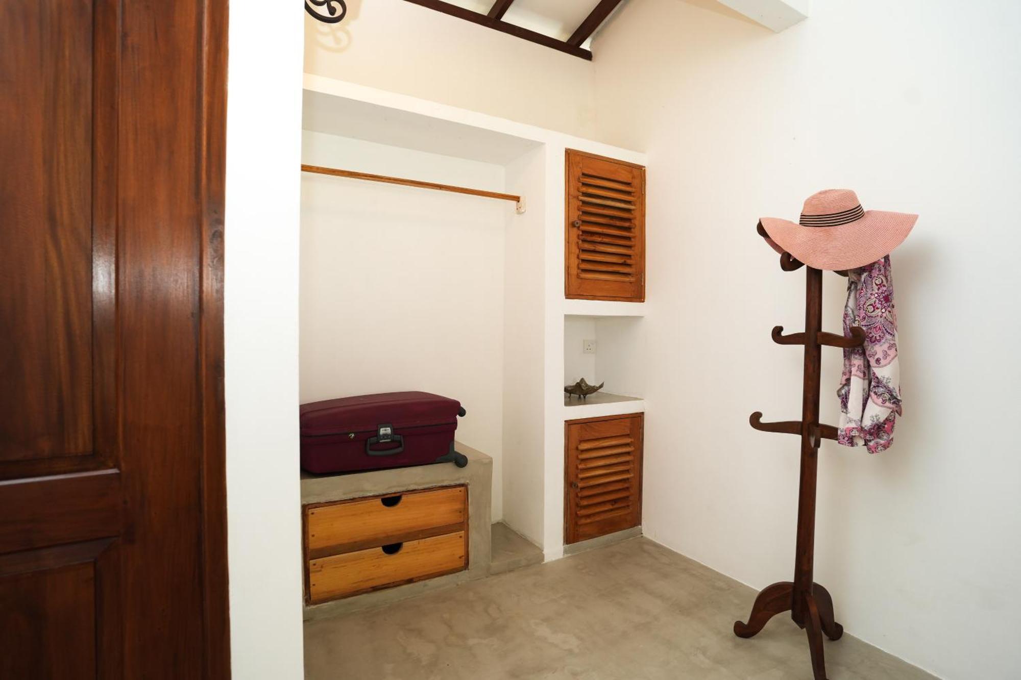 Summer House - Private Villa Close To International Airport Bia ジャ・エラ エクステリア 写真